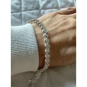 Rhinestone clasp bracelet